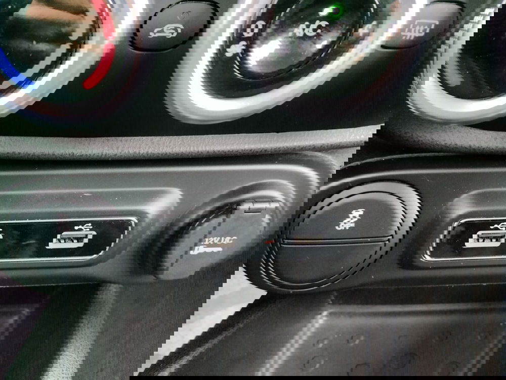 Fiat 500L usata a Asti (17)