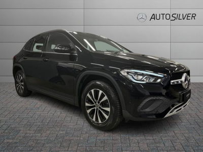 Mercedes-Benz GLA SUV 250 e EQ-Power Automatic Premium del 2022 usata a Verona