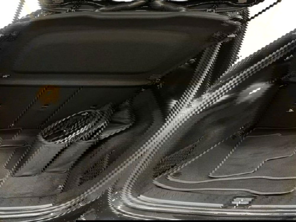 Mercedes-Benz GLA SUV usata a Verona (13)