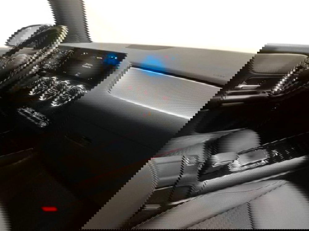 Mercedes-Benz GLA SUV usata a Verona (16)