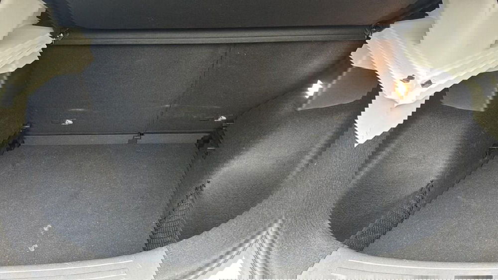 Mg ZS usata a Varese (13)