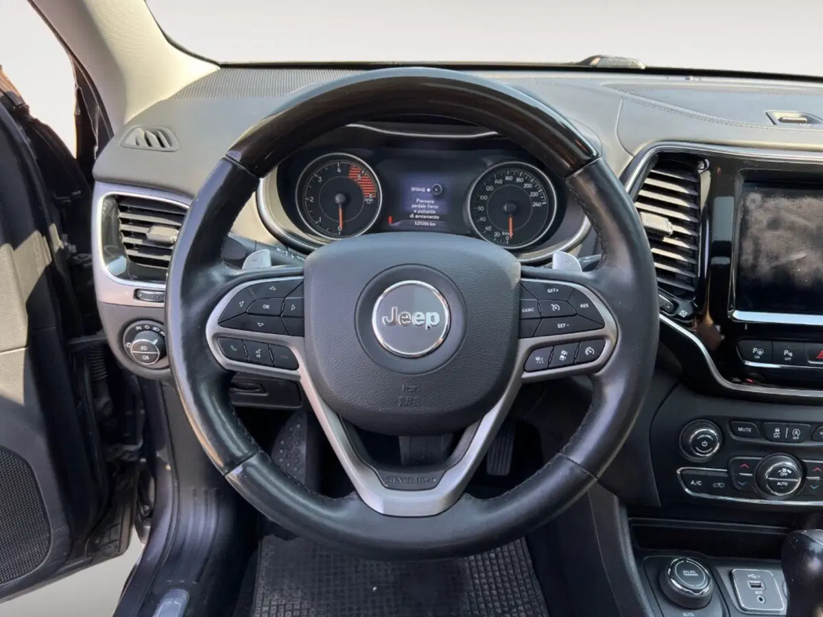 Jeep Cherokee usata a Verona (10)