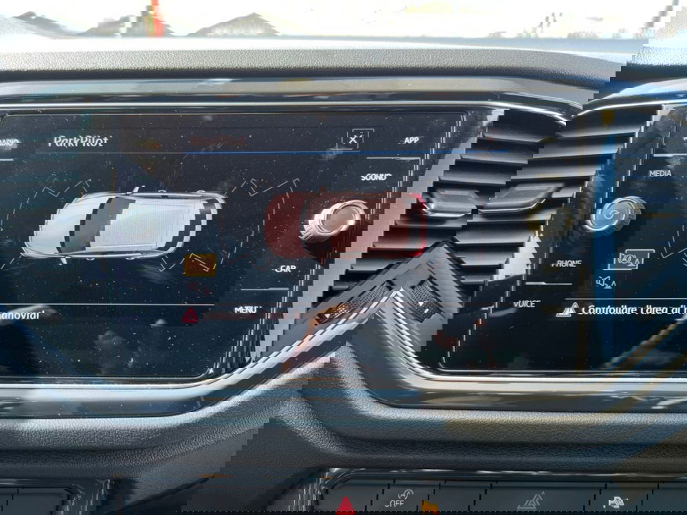 Volkswagen T-Roc usata a Verona (13)