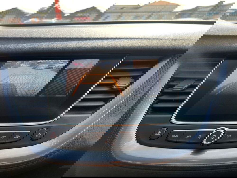 Opel Grandland X usata a Verona (14)
