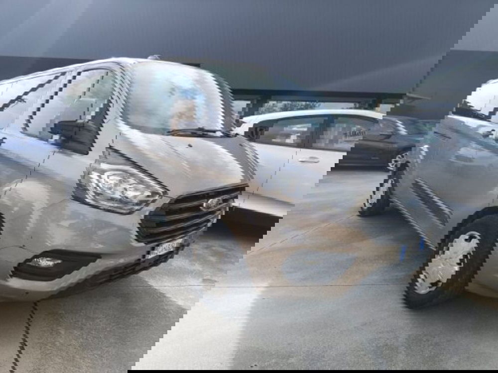 Ford Transit Custom Furgone usata a Catania
