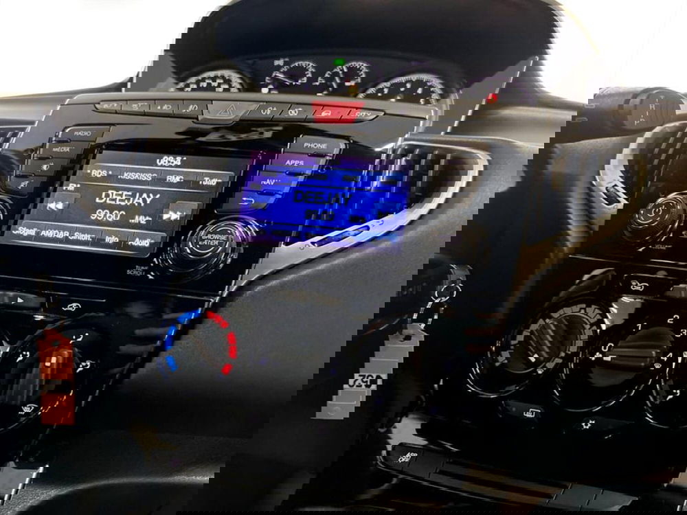 Lancia Ypsilon usata a Piacenza (12)