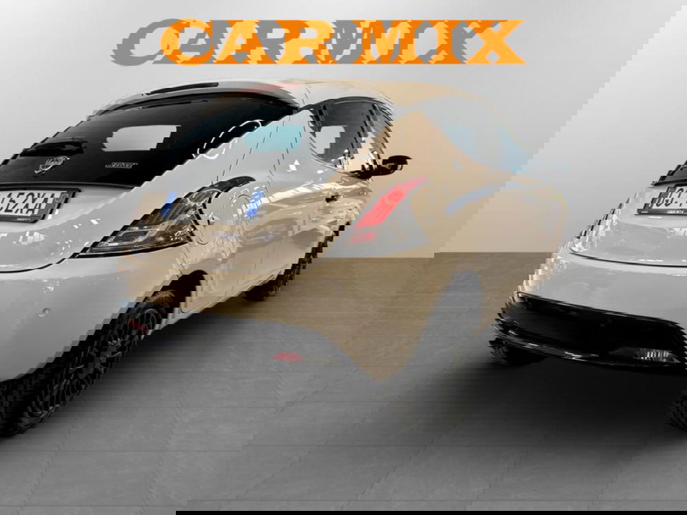 Lancia Ypsilon usata a Piacenza (6)