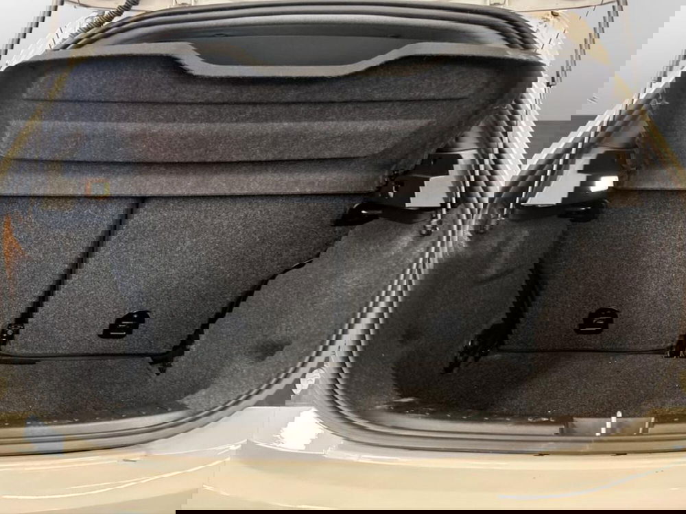 Lancia Ypsilon usata a Piacenza (7)