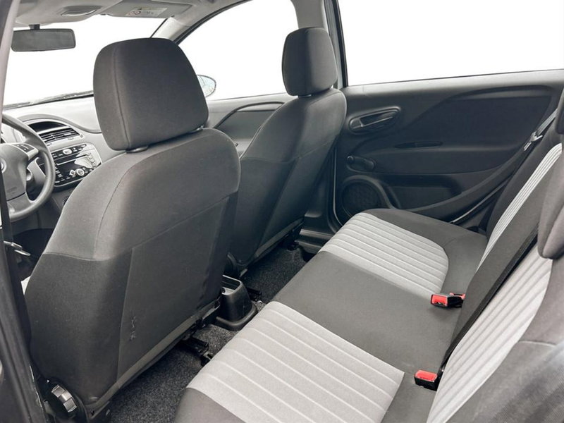 Fiat Punto usata a Piacenza (11)