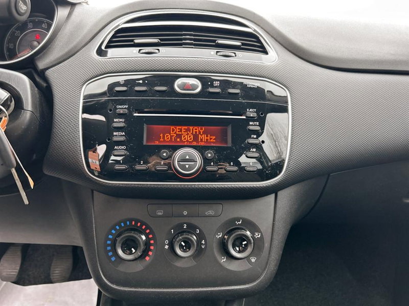 Fiat Punto usata a Piacenza (12)