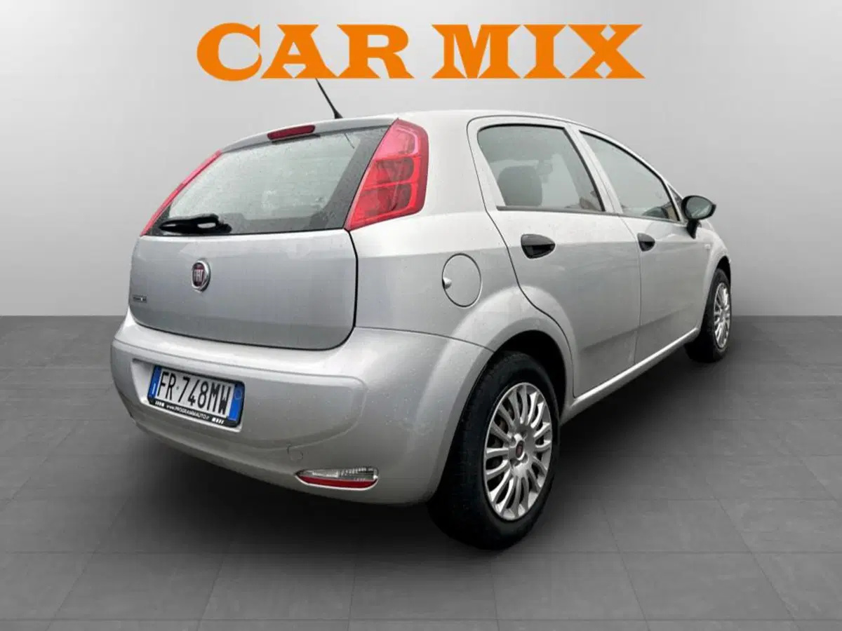 Fiat Punto usata a Piacenza (6)