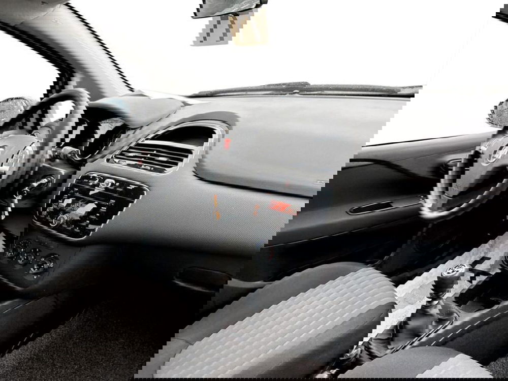 Fiat Punto usata a Piacenza (8)