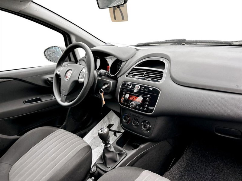 Fiat Punto usata a Piacenza (9)