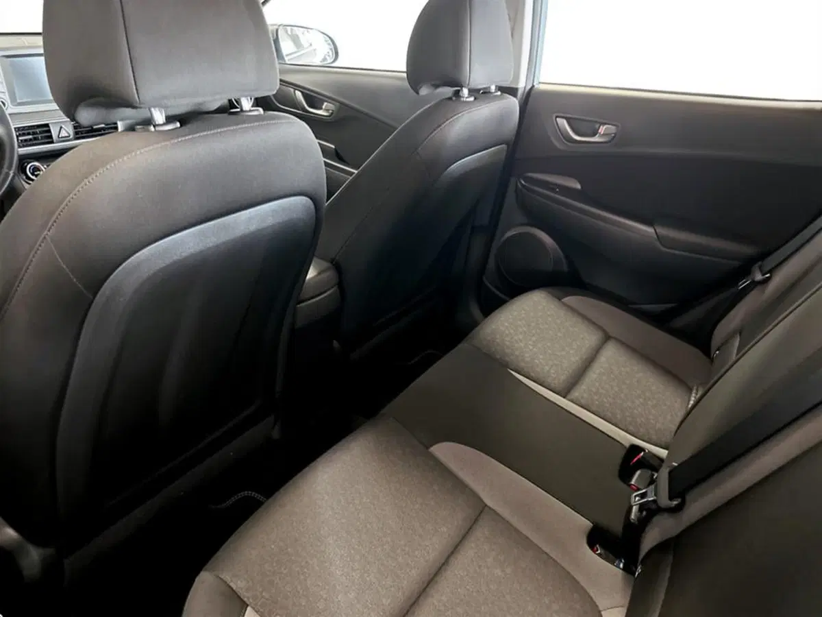 Hyundai Kona usata a Piacenza (10)