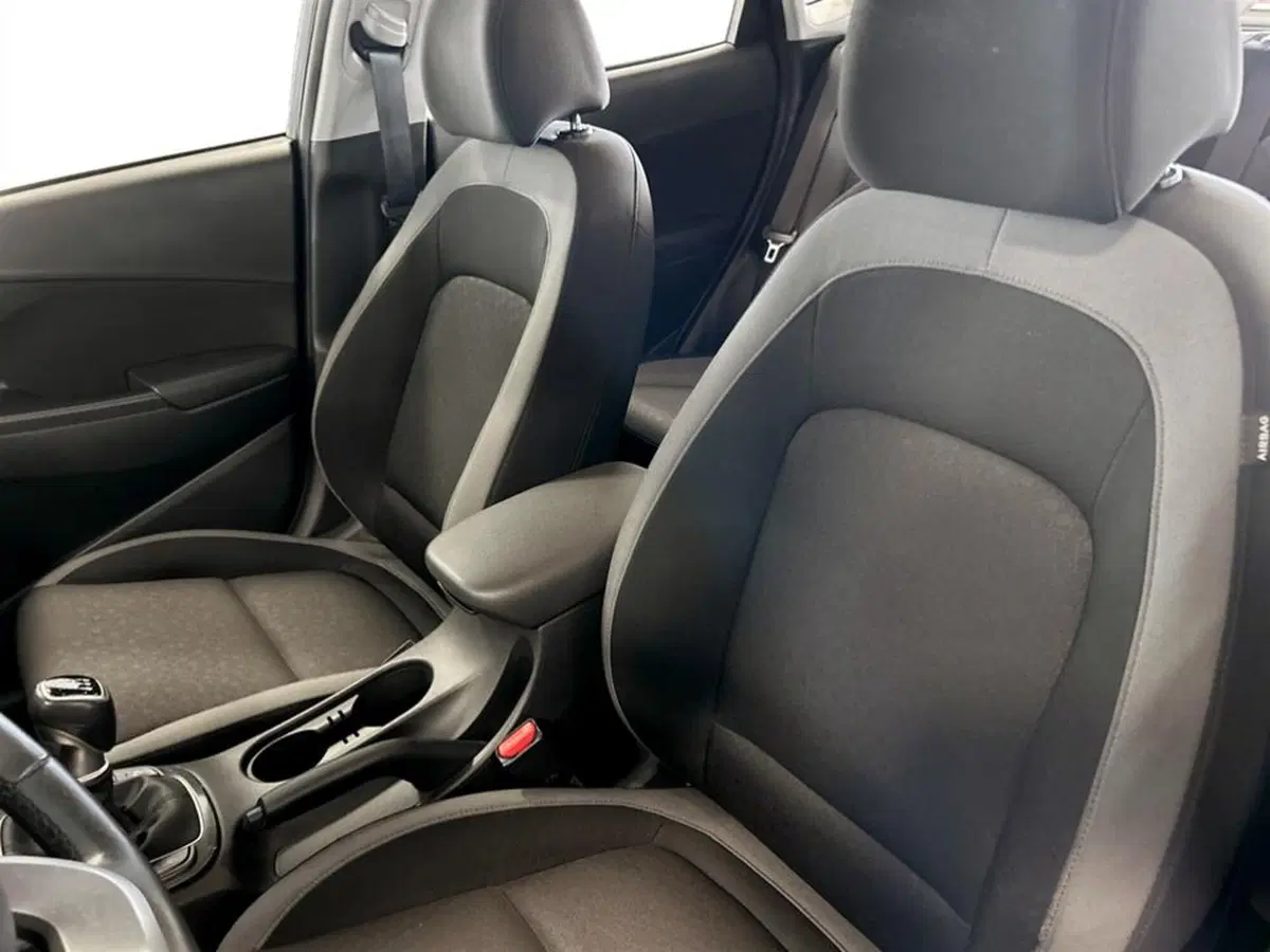 Hyundai Kona usata a Piacenza (9)