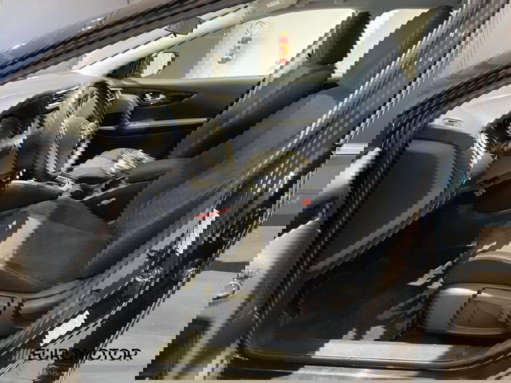 Nissan Qashqai usata a Bari (12)