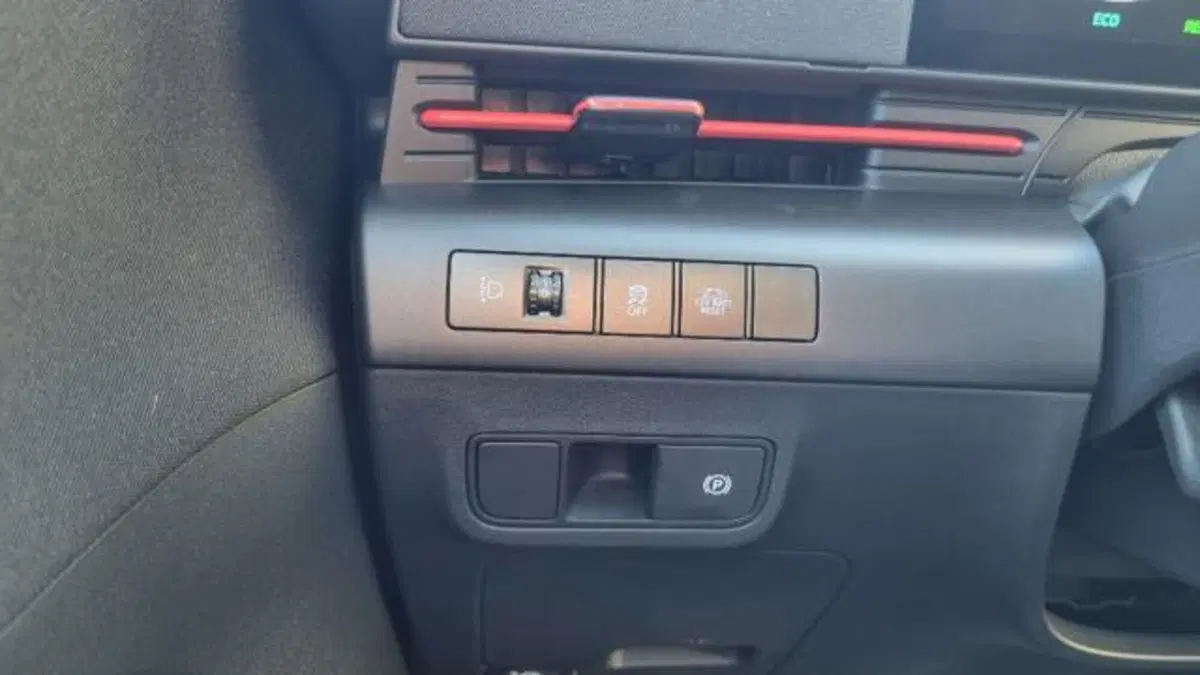 Hyundai Kona usata a Savona (12)