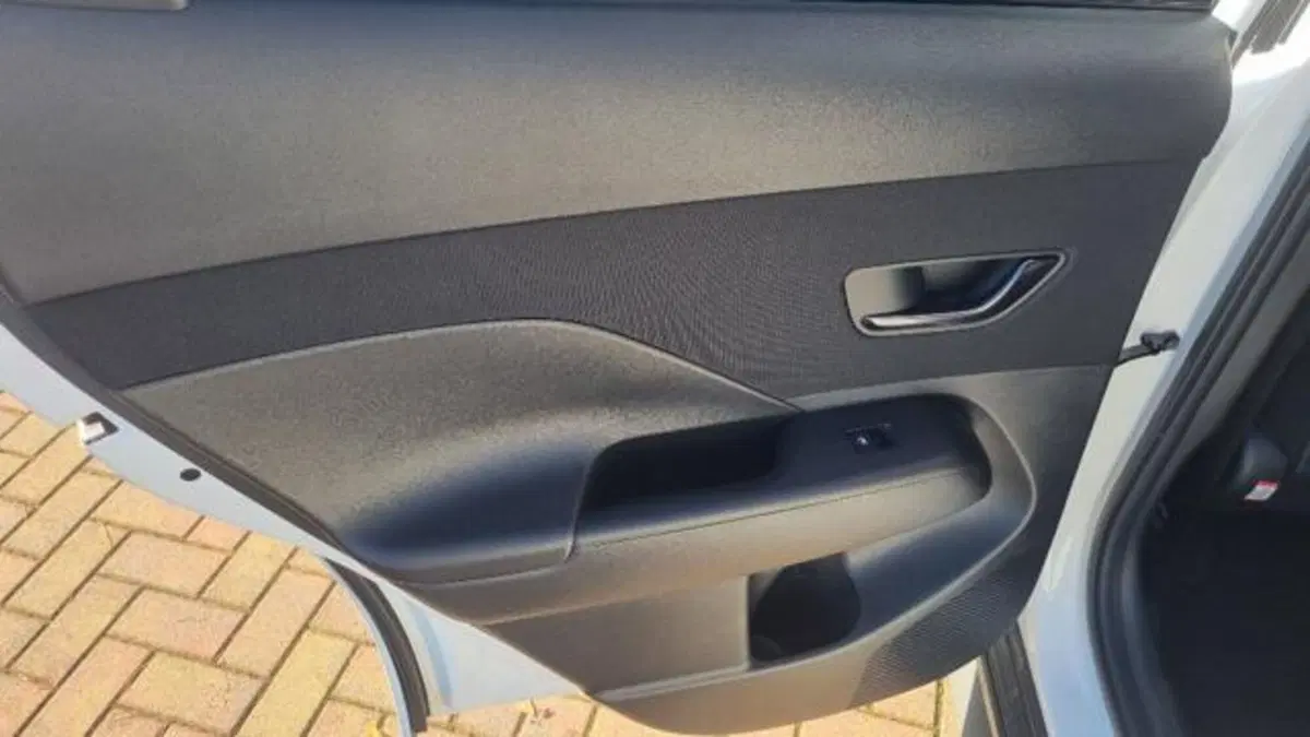 Hyundai Kona usata a Savona (16)
