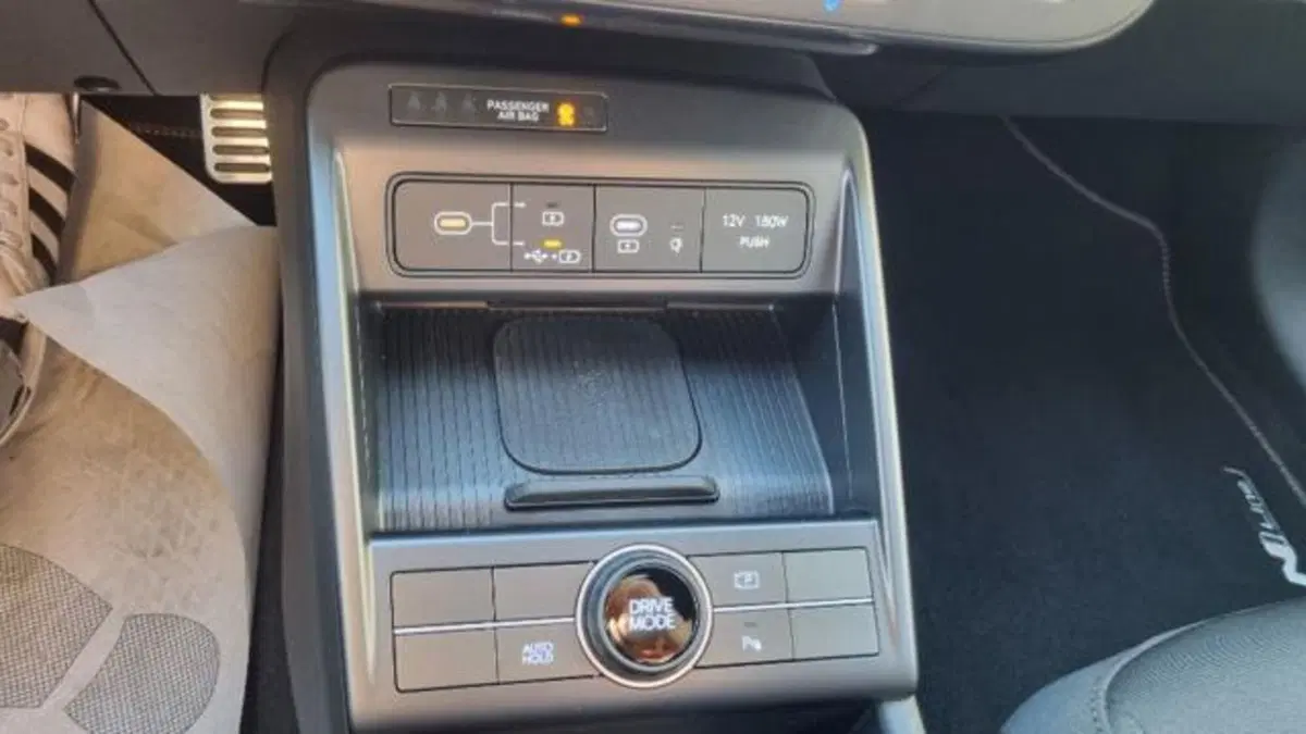 Hyundai Kona usata a Savona (8)