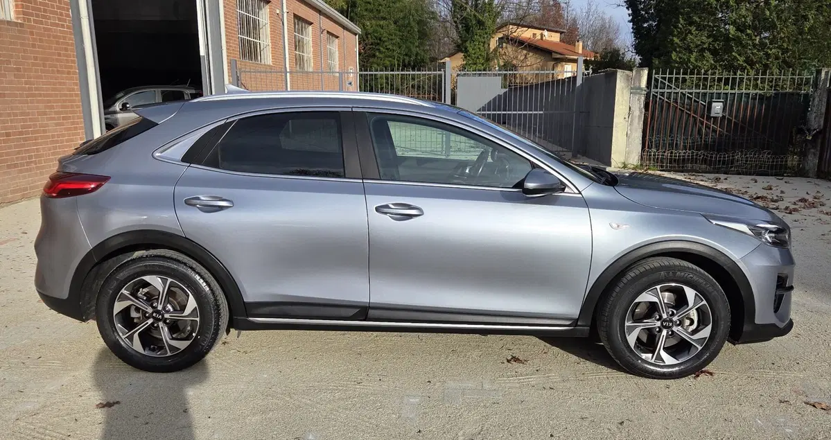Kia XCeed usata a Torino (13)