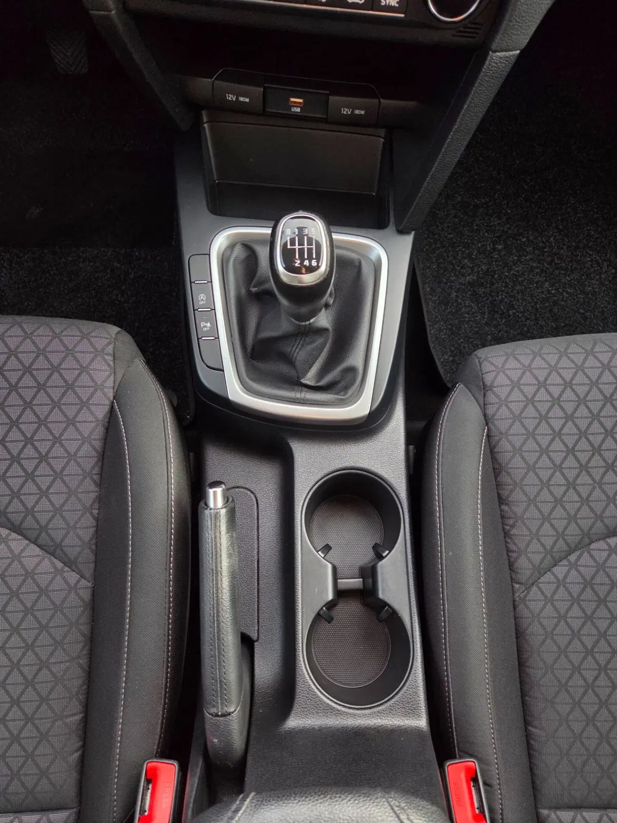 Kia XCeed usata a Torino (17)