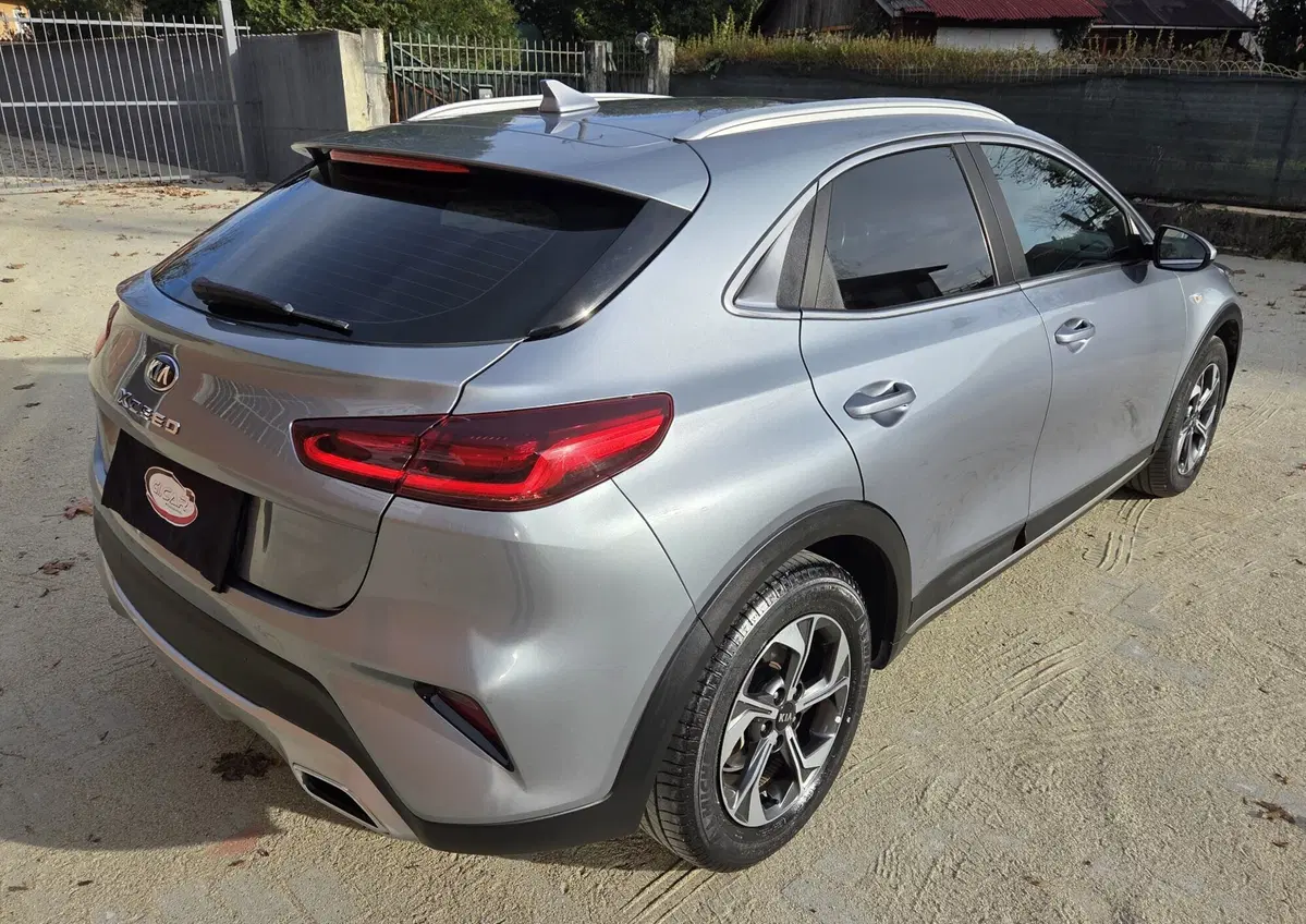Kia XCeed usata a Torino (3)