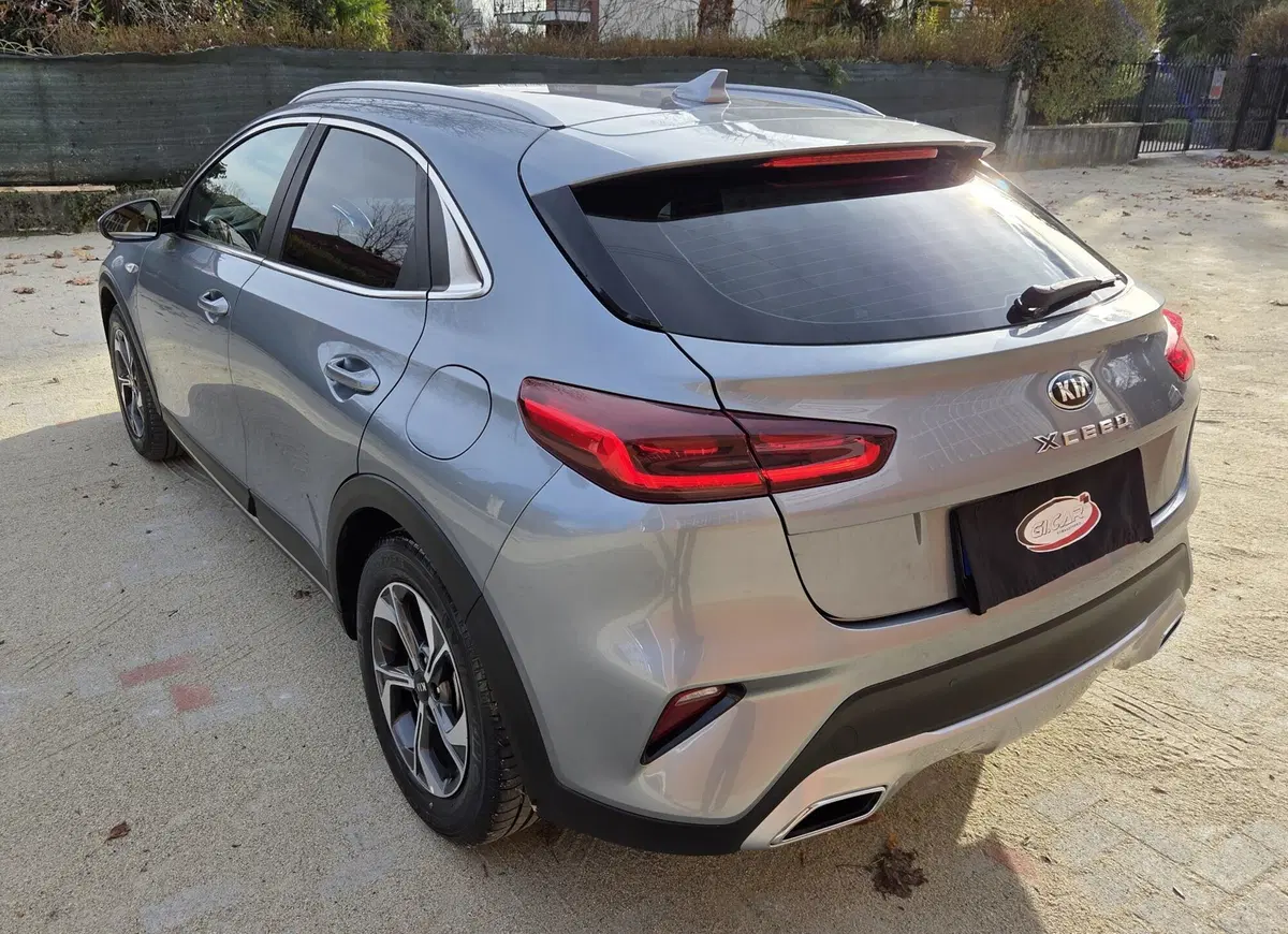 Kia XCeed usata a Torino (4)