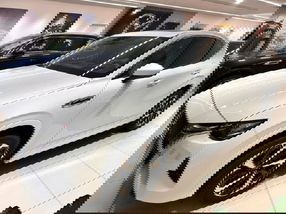 Mazda CX-60 nuova a Napoli