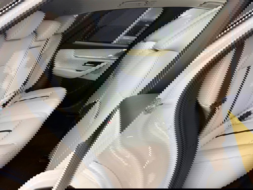 Mazda CX-60 nuova a Napoli (6)