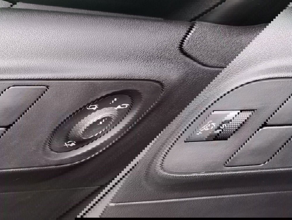 Citroen C3 usata a Asti (9)