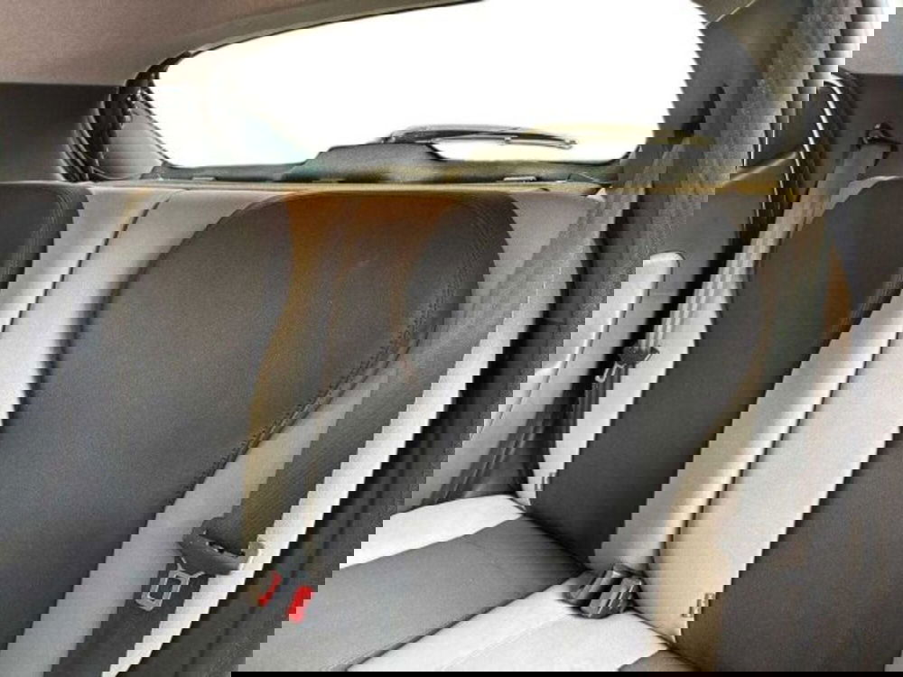 Lancia Ypsilon usata a Bologna (16)