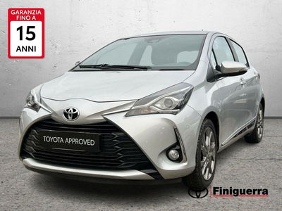 Toyota Yaris 1.5 5 porte Lounge del 2017 usata a Poggiridenti