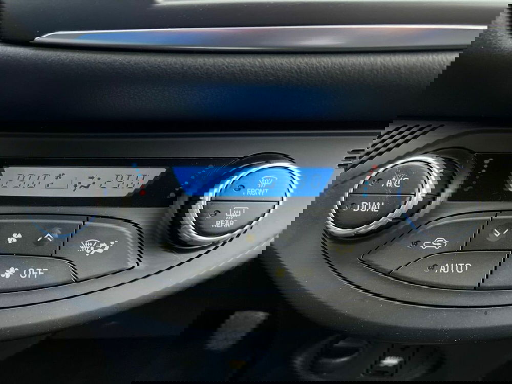 Toyota Yaris usata a Sondrio (15)