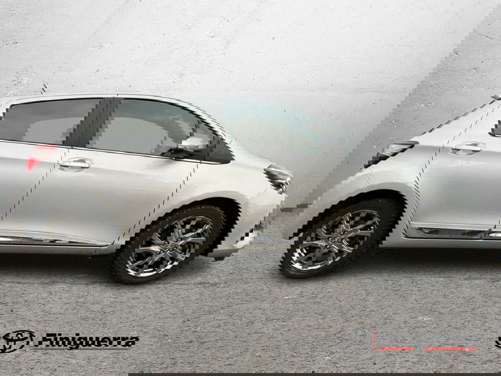 Toyota Yaris usata a Sondrio (6)