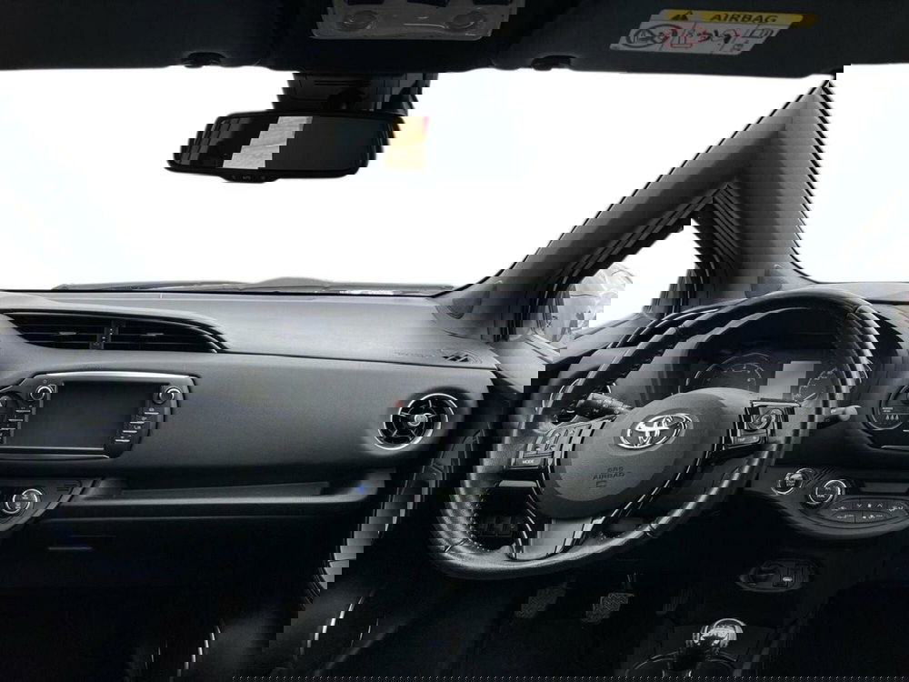 Toyota Yaris usata a Sondrio (9)