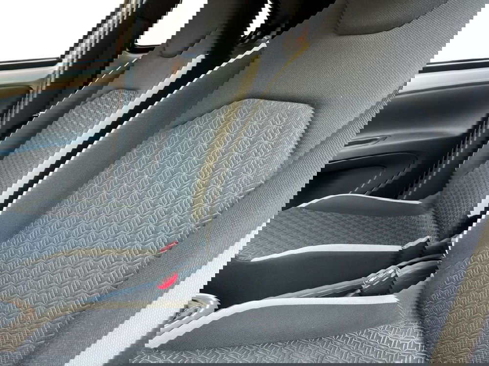 Toyota Aygo X usata a Sondrio (11)