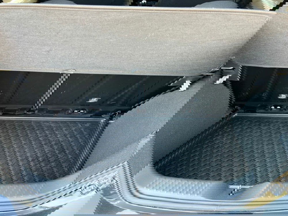 Toyota Aygo X usata a Sondrio (13)