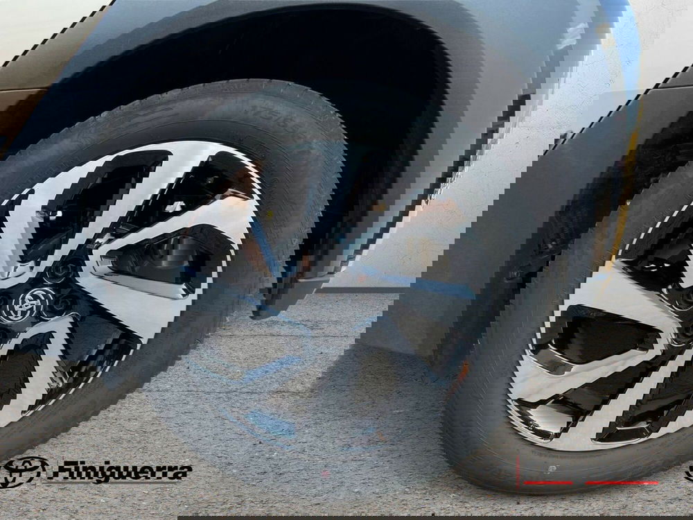 Toyota Aygo X usata a Sondrio (8)