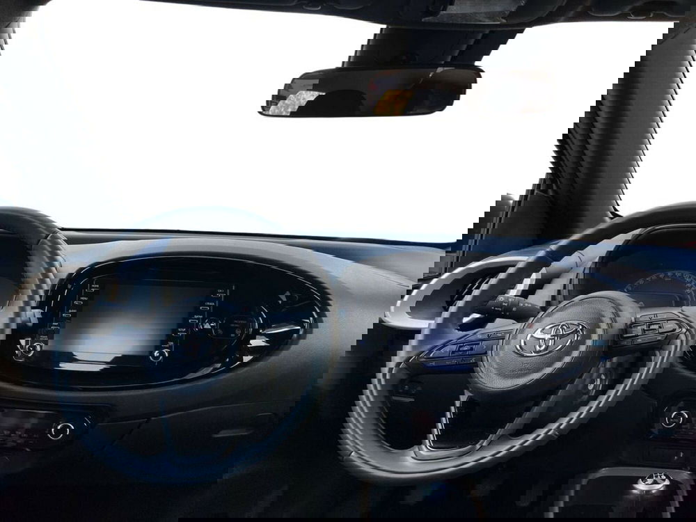 Toyota Aygo X usata a Sondrio (9)