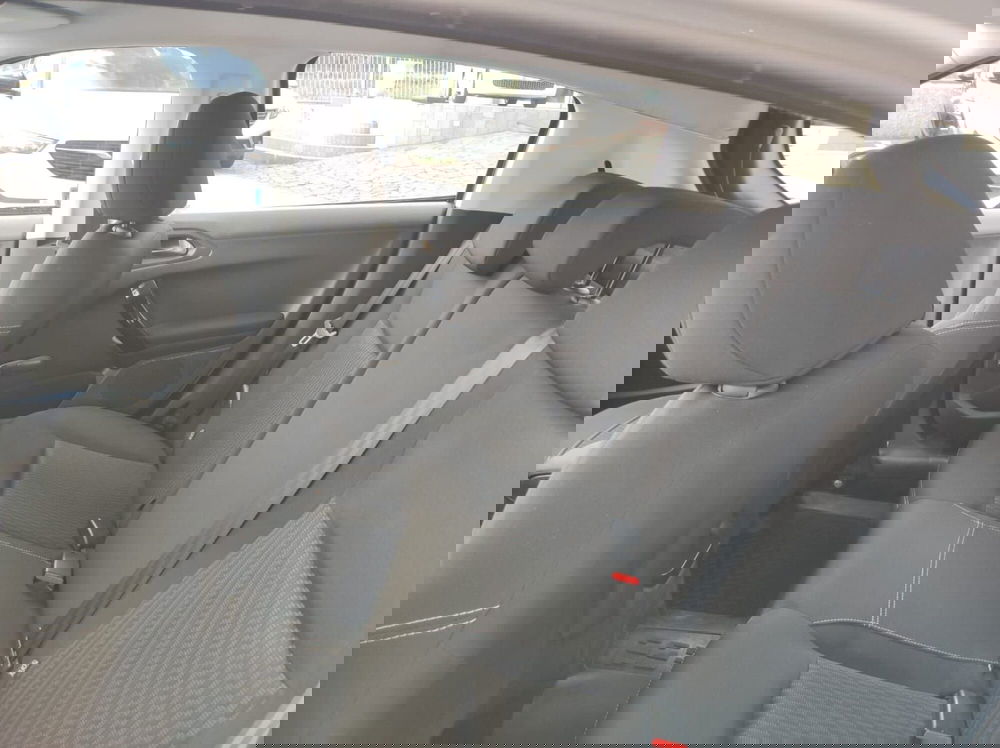 Peugeot 208 usata a Potenza (18)