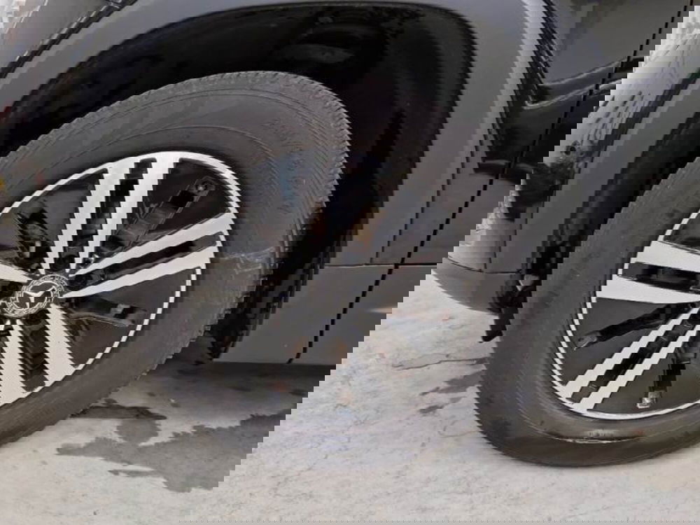 Mercedes-Benz GLB usata a Salerno (20)