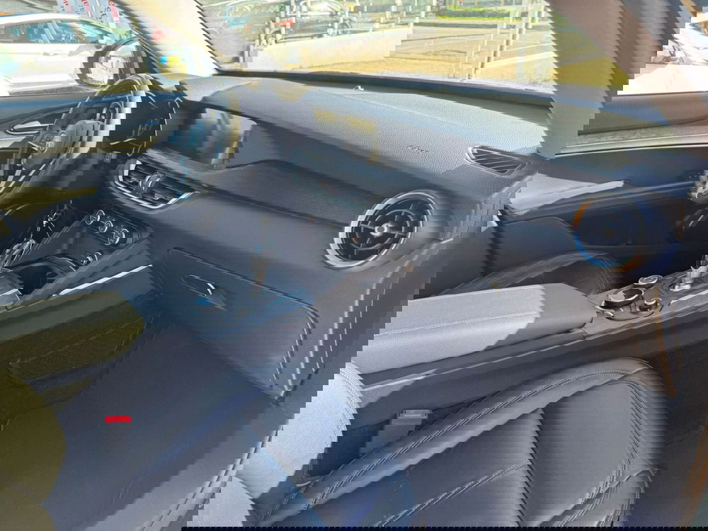 Alfa Romeo Stelvio usata a Salerno (18)