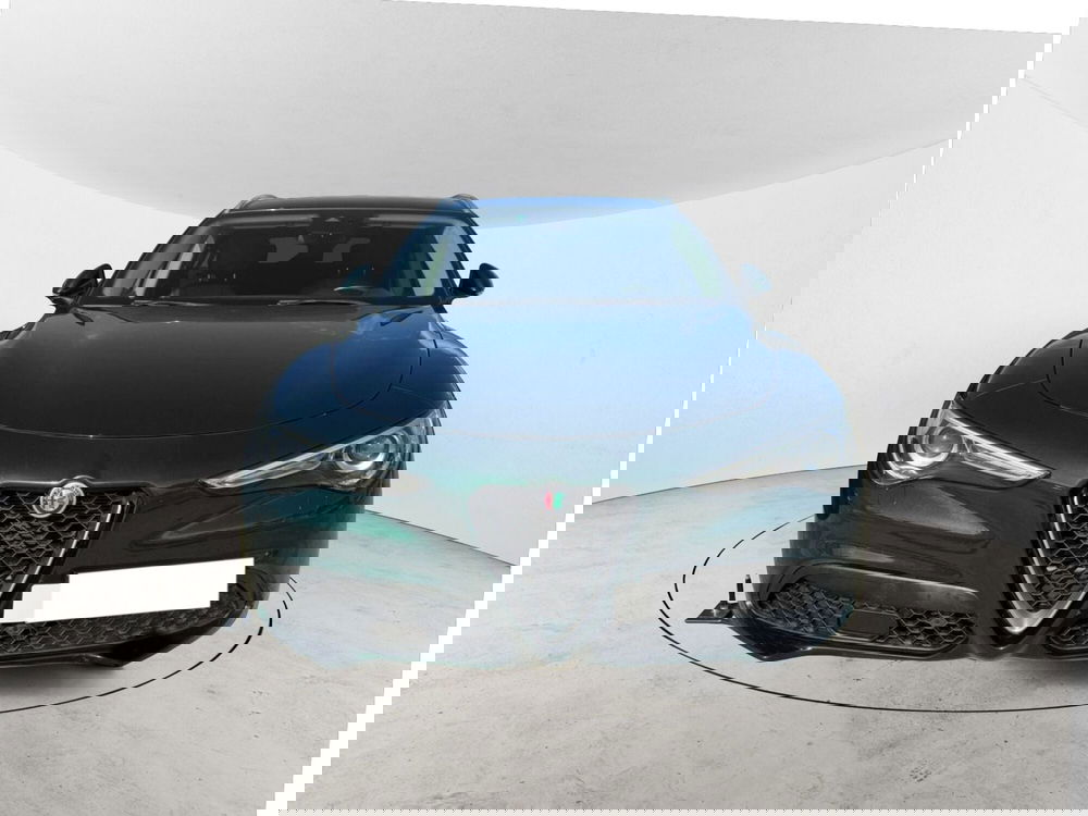 Alfa Romeo Stelvio usata a Salerno (2)