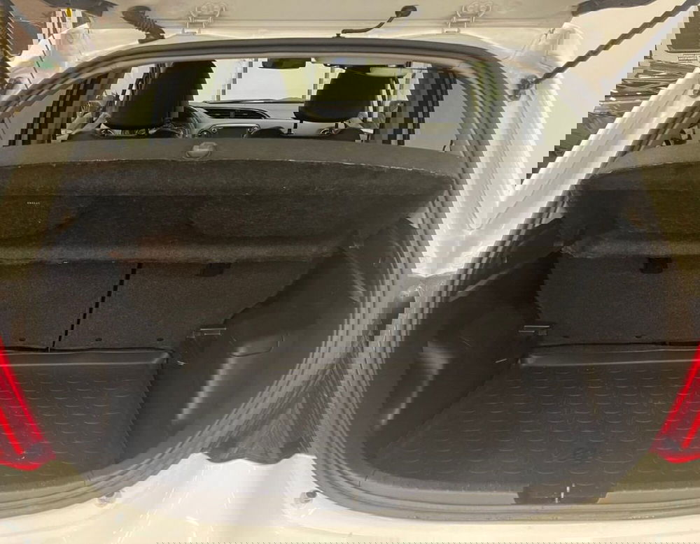 Toyota Yaris usata a Ferrara (10)