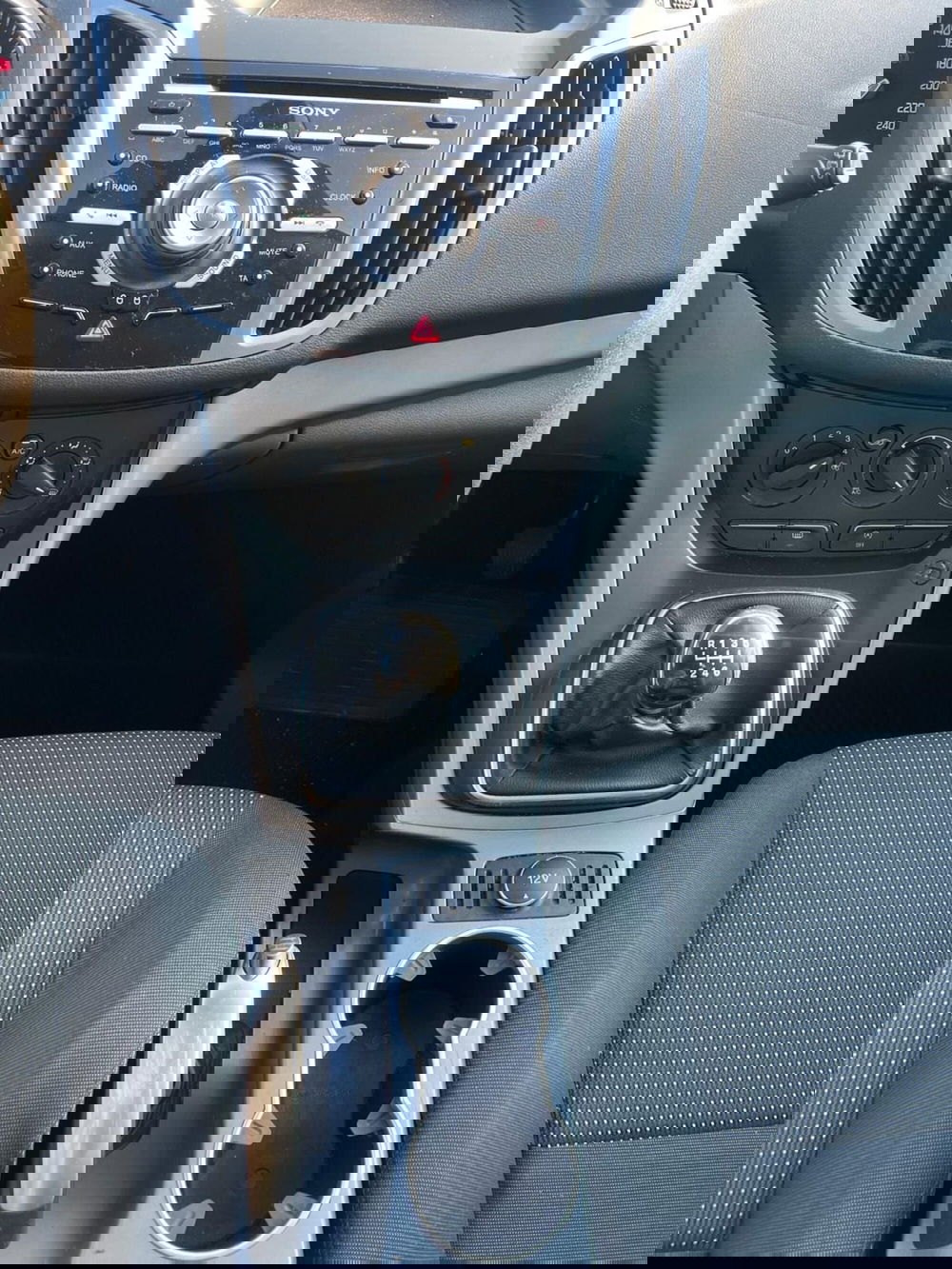 Ford C-Max usata a Milano (14)