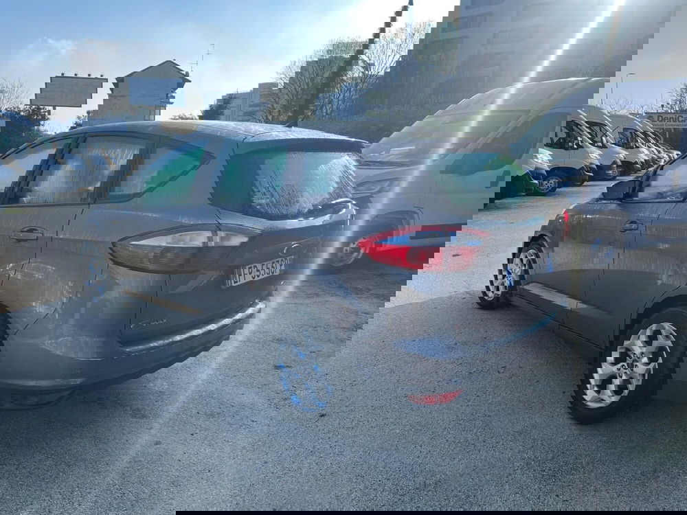 Ford C-Max usata a Milano (5)