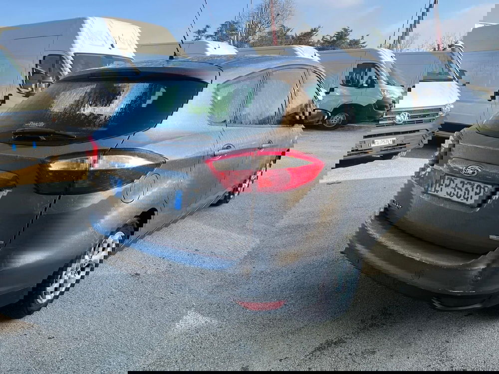 Ford C-Max usata a Milano (6)