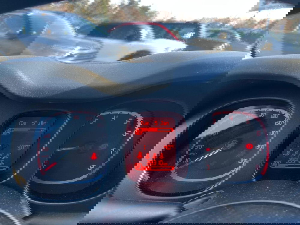 Fiat Panda Cross usata a Milano (18)