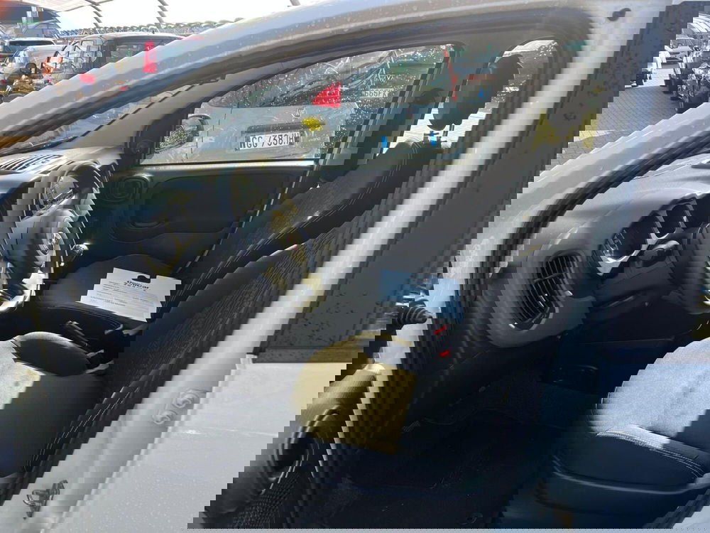 Fiat Panda Cross usata a Milano (11)