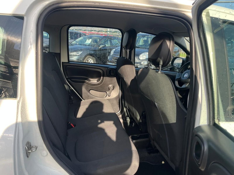 Fiat Panda Cross usata a Milano (13)
